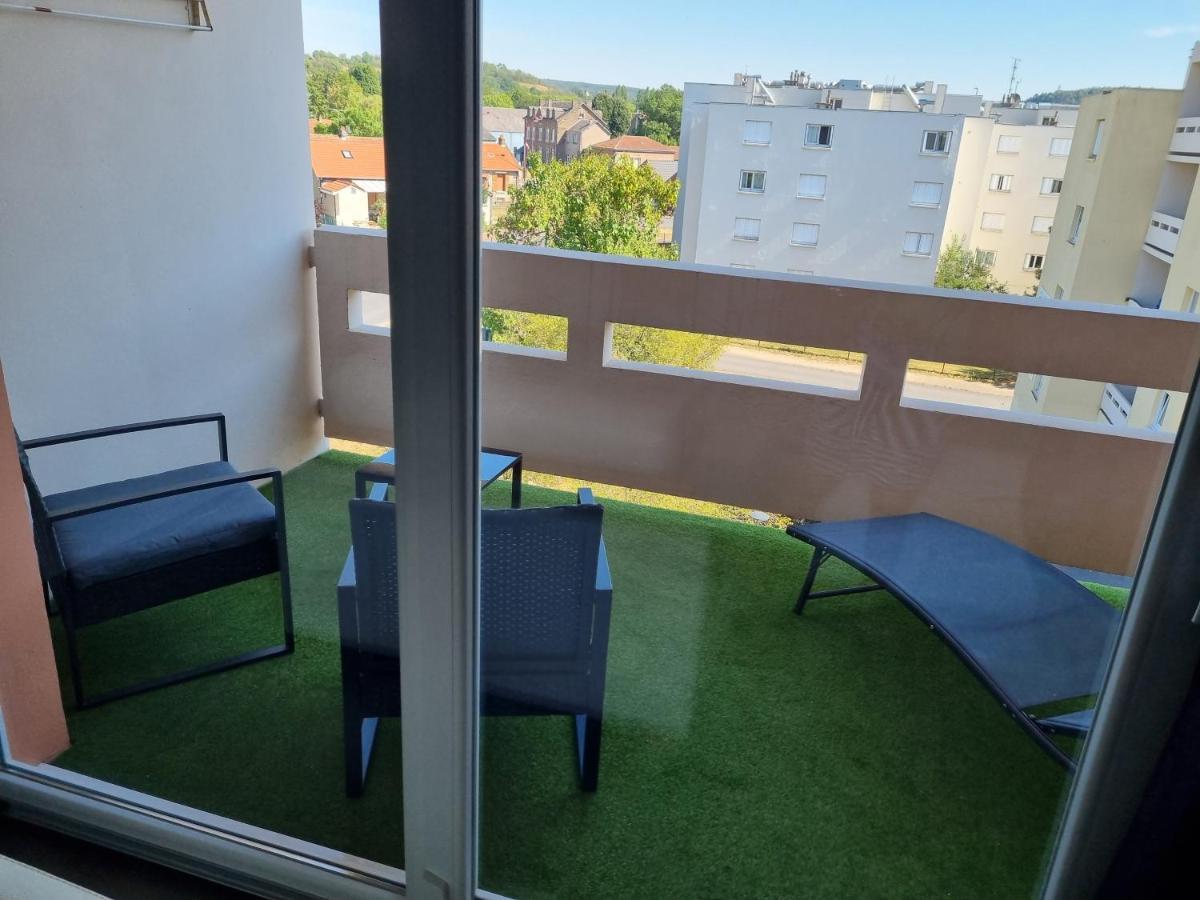 Bel Appartement 2 Chambres ,Residence Privee Givet Luaran gambar