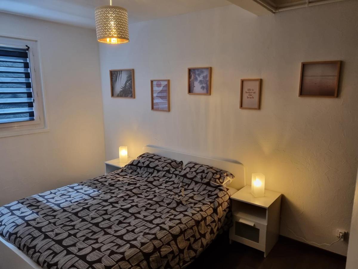 Bel Appartement 2 Chambres ,Residence Privee Givet Luaran gambar